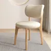Cadeira de jantar em madeira maciça estilo nórdico italiano, para uso doméstico, cadeira com encosto e assento macio de luxo leve, mesa e cadeira de sala de jantar modernas minimalistas, cadeira para apartamento pequeno