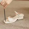 Sandalias Retro Cuadradas de Tira Única Elegantes para Mujer, Verano 2026, Tacón Grueso de 4.5 cm, Punta Abierta, Superficie Suave, Zapatos Simples y Versátiles