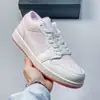 Zapatillas deportivas de traje a rayas Jordan 1 transfronterizas, zapatillas retro de skate para primavera/verano, zapatos casuales para hombre y mujer, zapatillas deportivas de entrenamiento para baloncesto
