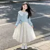 Conjunto Feminino Primavera e Outono 2026 Novo Doce Menina Estilo Coreano Crianças Médias e Grandes Moletom com Gola Boneca Conjunto de Saia