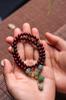 Estrella dorada Indio hoja pequeña Palo de rosa DIY suéter pulsera Cuentas de oración de Buda montaje de cabeza joyería hombres y mujeres colgante