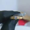 Diseño de Nicho Estilo Vintage Patrón de Rayas Estrechas Textura de Tela Anillos Cepillados Hechos a Mano para Mujeres Venta al por Mayor