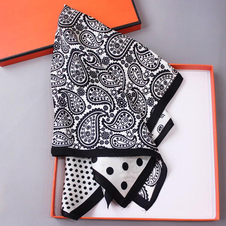 腰果波点拼色白色1