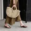 Hermosos y Cómodos Zapatos Pequeños de Tacón Alto para la Primera Temporada, Bordado de Fuegos Artificiales Estilo Francés, Sandalias de Cuña con Tira de Dedo y Pedrería para Mujer