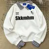 Sudadera Unisex con Estampado de Letras Minimalista para Viajero, Falso Dos Piezas, Patchwork, Top Retro Americano Otoño/Invierno 2025