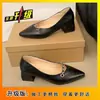 2026 Verão Novo Estilo Fada Versátil Sapatos para Todas as Estações Salto Alto Salto Médio Bico Fino Salto Bloco Combinando com Saia Sapatos Individuais Femininos
