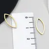 Pequeño Colgante de Estrella de Cinco Puntas Hueca Geométrica de Acero Inoxidable Dorado Electrochapado al Vacío Accesorios para Joyería de Collar DIY
