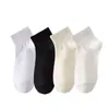 Meias Brancas Meias Femininas Verão Finas Não Algodão Puro Absorventes de Suor Meias Sem Costura Desodorantes Respiráveis Cor Doce Meias Cano Baixo Doces