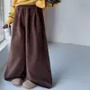 Conjunto de otoño e invierno para niñas 2026 nuevo casual estilo coreano top a rayas y pantalones casuales conjunto de dos piezas para niñas mayores