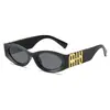 Nuevas Gafas de Sol Ovaladas Estilo Ojo de Gato Personalizadas Transfronterizas Europeas y Americanas de Moda Letra Celebridad de Internet Fotografía Callejera Gafas de Sol Retro