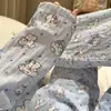 Lindo conjunto de casa de gasa de algodón con estampado de cachorro de dibujos animados, con solapa, mangas largas y pantalones largos, pijama holgado para mujer adecuado para usar fuera