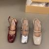 Zapatos Rojos Individuales para Combinar con la Falda, Sandalias de Tacón Grueso de Punta Cerrada Estilo Francés para Mujer, Nuevo Modelo de Verano 2026, Zapatos de Noche Mary Jane Impresionantes