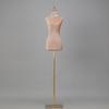 Loja de noivas Modelo Adereços Vestido de noiva Xiuhe Meio Comprimento Feminino Expositor Profissional Roupas Manequim Suporte Modelo Dourado
