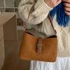 Bolsas Super Populares Outono e Inverno para Mulheres 2025 Nova Bolsa Saco Retrô de Grande Capacidade Estilo Coreano Moda Bolsa de Ombro Único Transversal
