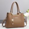Bolsa de Alta Textura Feminina Nova Crossbody de Luxo Leve Bolsa de Mão Grande Capacidade Moda Europeia e Americana Bolsa Tote
