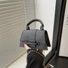 2025 Primavera Nueva Moda Nicho Lujo Ligero Bolso de Mujer de Un Hombro Cruzado Bolso de Mano Moderno Bolso de Mujer Sensación de Alta Gama