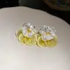 Brincos de Concha em Forma de Agulha de Prata de Verão com Pedra Triturada, Brincos de Nicho de Alto Padrão, Estilo de Férias Doce e Fresco para Mulheres