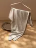 Novo Produto Outono e Inverno 2026 Cachecol Triangular Feminino 100% Caxemira com Acabamento de Borda xadrez Estampa Pied-de-poule