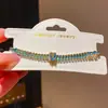 Pulsera de Cierre Geométrico Cuadrado Redondo de Circonita Retro Europea y Americana Lujo Ligero Nicho Gama Alta Personalizada Exquisita Joyería de Mano para Mujeres