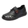 Outono 2026 Novo Estilo Sapatos de Mãe Solado Macio Antiderrapante Retro Mocassins de Couro Genuíno Respiráveis Não Machucam os Pés Leves Mocassins para Meia-Idade e Idosos
