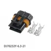 12066681 Caixa de Fusíveis de Carro 2 Furos Médio Conector de Ventilador Digital DJ70232Y-6.3-21