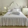 Falda de Cama Acolchada Estilo Princesa Cubre Cama Dos en Uno Borde Feo Encaje Cubre Cama Falda de Cama Estilo Cuatro Estaciones Universal Cubre Colchón