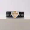 Anillos de Silicona Geométricos Populares Transfronterizos Europeos y Americanos en Diversas Formas como Flores, Mariposas, Corazones y Animales, Venta al por Mayor