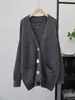 Cardigan de Tricô Novo Design de Flor Estereoscópica com Lantejoulas Outono/Inverno 2025 Casaco Suéter Solto de Comprimento Médio para Mulheres