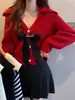 Suéter Rojo Estilo Francés 2025 para Mujer, Diseño Otoño e Invierno, Cárdigan Corto de Punto con Lazo en Escote en V, Nicho