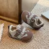 Nuevos Zapatos Caminadores de Bebé de Otoño Zapatos Casuales Deportivos de Suela Suave para Niños Zapatos Estables Estilo Coreano para Bebés y Niños Pequeños Zapatos Individuales para Niños Pequeños