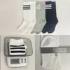 Meias femininas estilo academia de algodão puro até o meio da panturrilha, estilo outono e inverno para combinar com uniformes escolares, meias JK, meias listradas de cano alto para estudantes