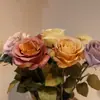 Flores Artificiais de Alta Qualidade, Decoração de Interiores Estilo Europeu, Arranjos Florais para Casamento, Rosas com Borda Queimada, Venda Direta da Fábrica, Rosas Corais