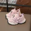 Zapatillas Deportivas para Niñas 2026 Primavera/Otoño Nuevas Infantiles de Dibujos Animados Antideslizantes Estilo Papá Malla Transpirable para Correr