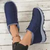 2025Zapatos de Algodón Populares Temu para Mujer Invierno Nuevos Zapatos para Mujer Exportación Zapatos para Caminar de Pareja Forrados de Felpa y Engrosados para Hombres y Mujeres