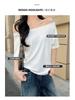 Camiseta Branca de Manga Curta Off-Shoulder para Mulheres, Novo Estilo Verão 2026, Caimento Solto, Camiseta Básica Emagrecedora, Top de Um Ombro Estilo Garota Spicy