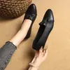 Zapatos de Mujer de Piel Suave Nueva Primavera 2026 con Tacón Medio Grueso, Zapatos de Mujer Negros, Zapatos de Mamá, Tacones Altos de Punta Fina Poco Profundos