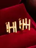 Pendientes de botón casuales de moda populares, creativos, con diseño de letra, simples, versátiles para el día a día, de alta calidad, lujo ligero
