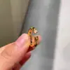 Anillo Abierto Minimalista y Sofisticado con Diseño de Punto Dorado, Anillo para Dedo Índice de Banda Lisa con Diseño Vintage de Nicho