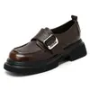 Zapatos de cuero de suela gruesa ultraligeros para mujer, nuevos mocasines de estilo británico, retro, con plataforma oculta para aumentar la altura, populares en línea, populares, talla pequeña, zapatos de vestir