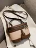 Bolsas para Mulheres 2025 Nova Moda Casual Bolsa Caixa Lona Costurada de Mão Ombro Bolsa Transversal Quadrada Pequena Retrô