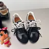 Zapatillas de entrenamiento alemanas de doble tira estilo coreano para mujer, nuevas zapatillas con cordones de moda otoño 2026 con tacón oculto