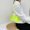 Bolso de gelatina transparente, novedad de verano 2021, bolso de hombro de PVC debajo del brazo, bolso de red color caramelo rojo océano para mujer, bolso de palo francés