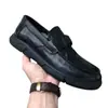 Zapatos de cuero casual de negocios para hombre, nuevo estilo 2026, mocasines transpirables estilo británico, slip-on para conducir
