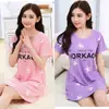 Camisola de verão feminina de manga curta, estilo coreano, plus size, solta e fofa, comprimento médio, pode ser usada fora de casa, pijama casual, roupa de casa