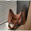 Bolsa Casual Grande Capacidade para Mulheres 2025 Novo Estilo Simples Moda Bolsa Tote Estilo Coreano Ins Bolsa de Ombro Transversal para o Dia a Dia
