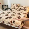 Conjunto luxuoso de quatro peças em veludo de leite com estampa de leopardo, espessado e quente, roupa de cama de inverno, lençol com elástico, colcha de cama em veludo de coelho