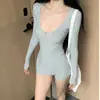 Mono de Pierna Corta con Mangas Largas Estilo Hot Girl Americano para Mujer Otoño e Invierno 2025 Nuevo Estilo Cintura Alta Efecto Adelgazante Mono Casual de Shorts