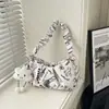 Bolso cruzado de diseño nicho con ilustración de graffiti estilo Ins coreano para mujer, bolso de axila de gran capacidad de moda callejera estilo japonés