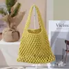 Bolsa Vazada de Corda de Algodão 2025 Verão Nova Bolsa Feminina Tecida à Mão Bolsa de Fio de Algodão Bolsa de Ombro Bolsa de Mão Bolsa de Malha de Praia