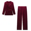 Ins estilo europeu e americano 2026 nova moda temperamento feminino atacado deslocamento relevo gola alta conjunto de terno calça comprida